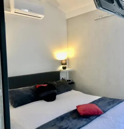 Naturiste Heliovillage De Standing וילה